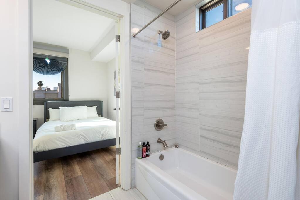 Luxurious Penthouse In Beverly Hills - Sleeps 10 Los Angeles Luaran gambar